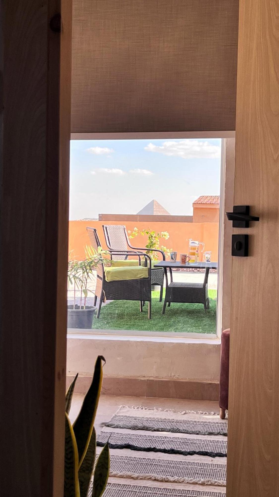 Ferienwohnung Boho Getaway With Pyramids View & Jacuzzi Giza Exterior foto